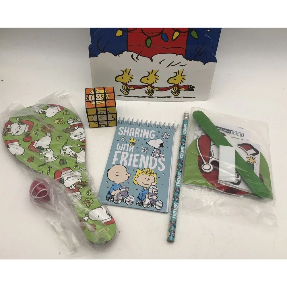 Peanuts Snoopy Kids Christmas Gift Craft Goody Party Bag Grandparents